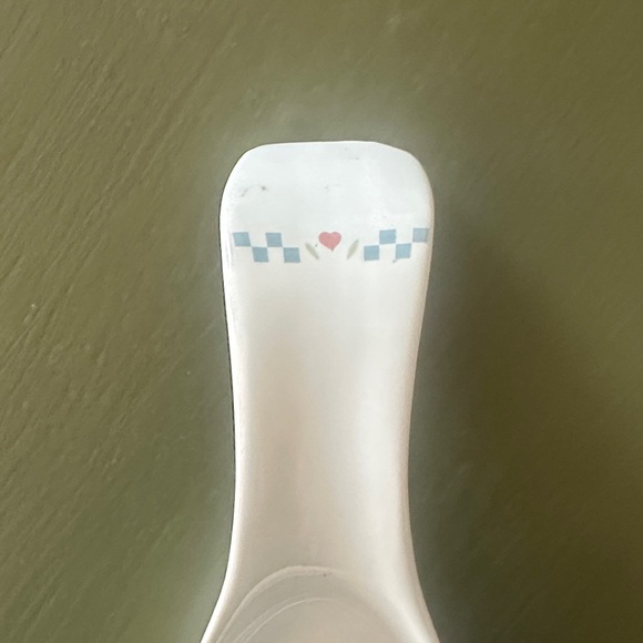 Vintage White Ceramic Spoon Rest with Goose Design - Picture 4 of 4